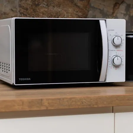 With Balcony & Parking Near Manufaktura By Renters Prestige