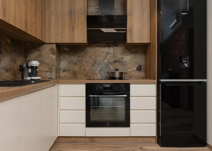 Lejlighed With Balcony & Parking Near Manufaktura By Renters Prestige Łódź