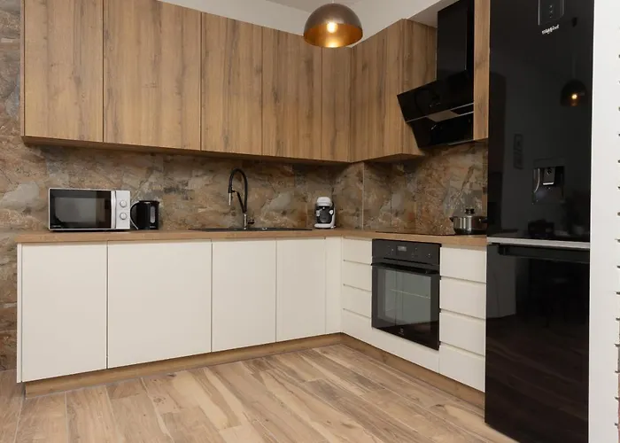 Lejlighed With Balcony & Parking Near Manufaktura By Renters Prestige