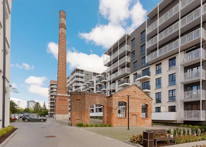 Lejlighed With Balcony & Parking Near Manufaktura By Renters Prestige *