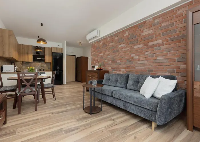 Lejlighed With Balcony & Parking Near Manufaktura By Renters Prestige *